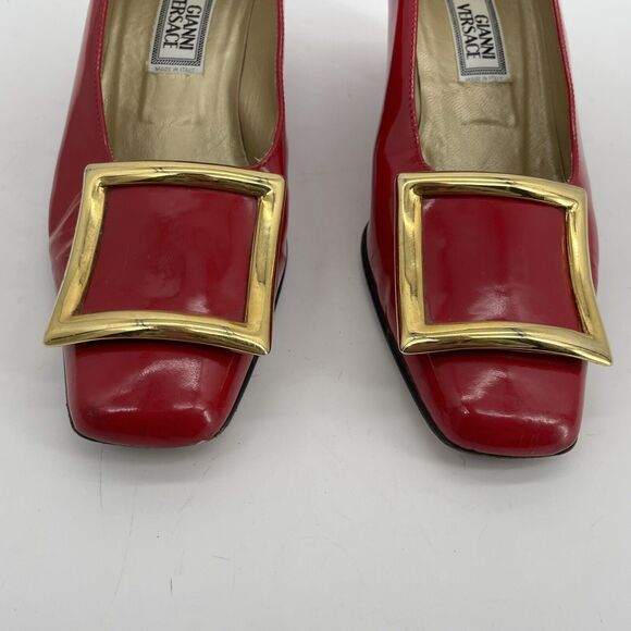 Gianni Versace Size 7 Red Patent Leather High Heels RARE Gold Buckle Block Heel - Picture 3 of 11